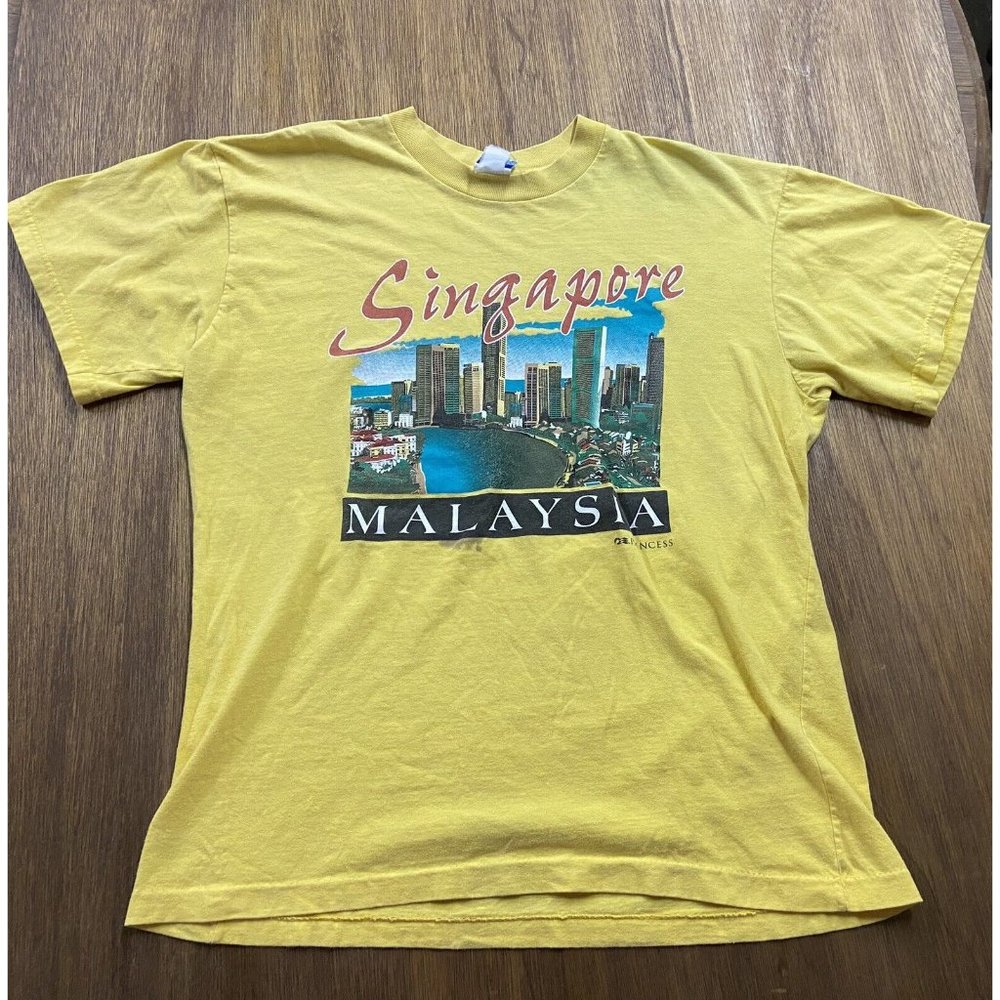 Vintage 90's Single Singapore Malaysia Yellow Graphic Crew Neck Tee Princess XL